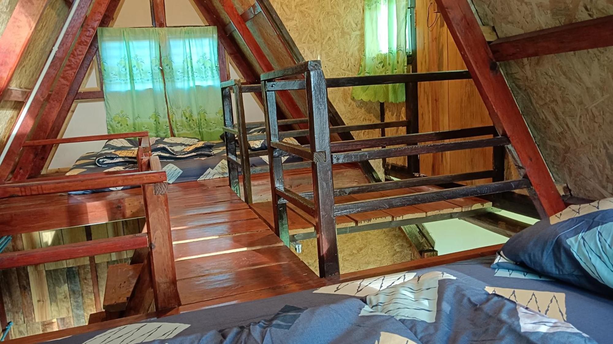 ไร่นิธิสุนทร Nithisoonthon Farmstay Mae Hong Son Exterior foto